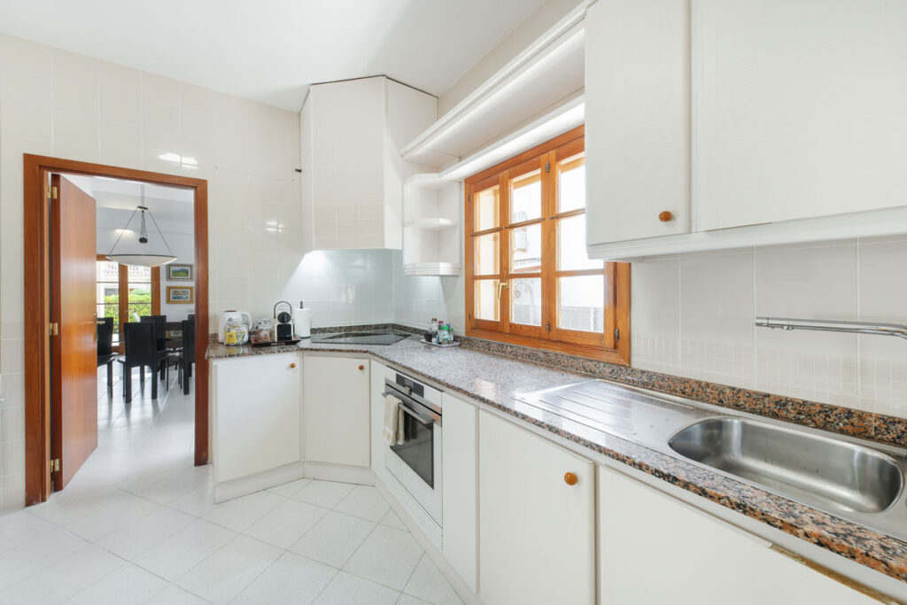 kitchen 02