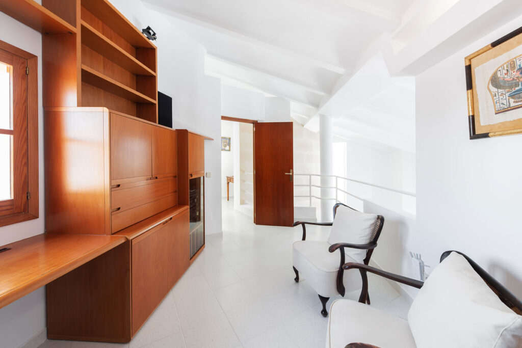 office 02.pg